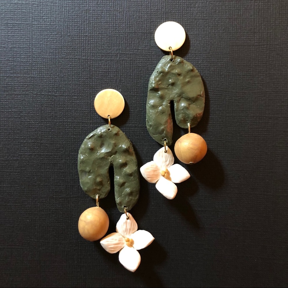 INDIE20 Handmade PolyClay Botanical Earrings